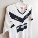 Limitowana koszulka piłkarska Newcastle United 2014-15 Members w kolorze biało-czarnym marki Puma.