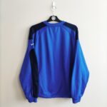 Bluza treningowa Chester City w wersji player issue #19 D. Asamoah w kolorze niebieskim marki Nike.