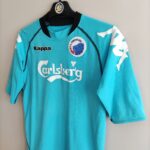 Wyjazdowa pucharowa koszulka FC Kopenhaga z sezonu 2008-09 w kolorze niebieskim marki Kappa.