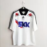 Domowa koszulka piłkarska Odds BK z sezonów 1998-99 w kolorze białym marki Adidas.