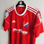 Bramkarska koszulka Banik Ostrava (#1 M. Šustr) match issue z sezonu 2017-18 w kolorze czerwonym marki Adidas.