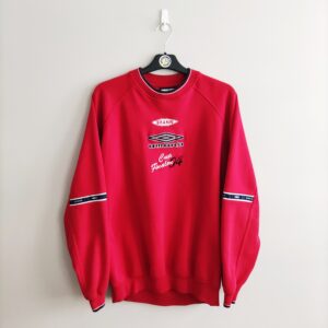 Bluza treningowa Brann Bergen "Cup Finalen" z sezonu 2004 w kolorze czerwonym marki Umbro.