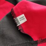 Wyjazdowa koszulka Brann Bergen z sezonu 2001 w kolorze czarno-czerwonym marki Adidas.