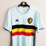 Koszulka wyjazdowa reprezentacji Belgia 2016-17 w kolorze błękitnym marki Adidas.