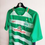Domowa koszulka Werder Brema z sezonu 2016-17 w kolorze zielonym marki Nike